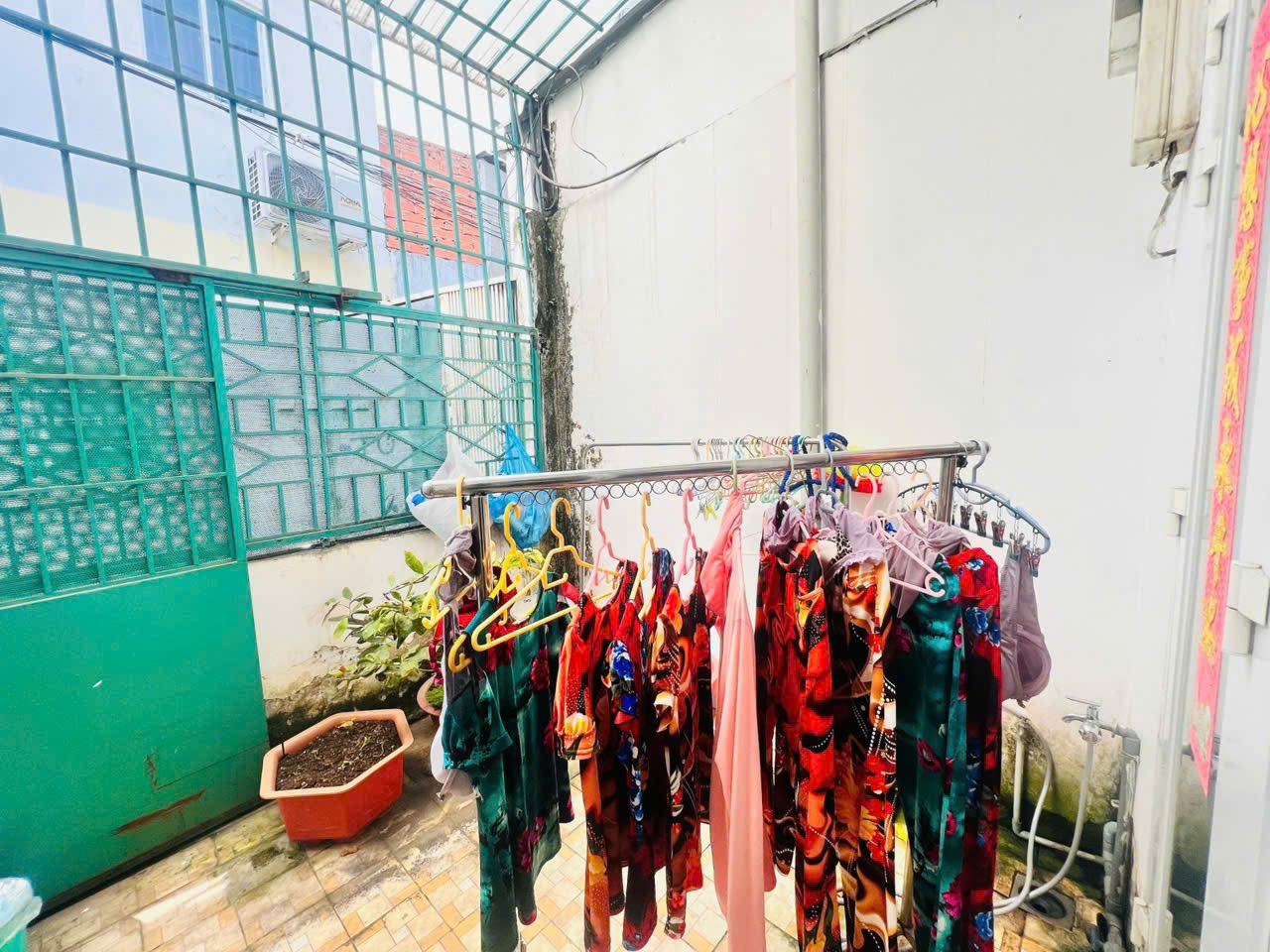 CÔNG TY TNHH LINH ĐAN NHI