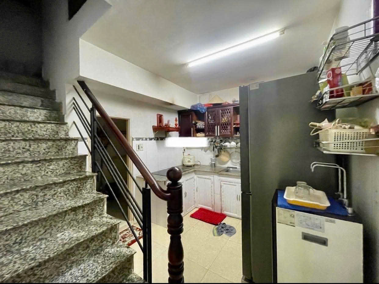 CÔNG TY TNHH LINH ĐAN NHI