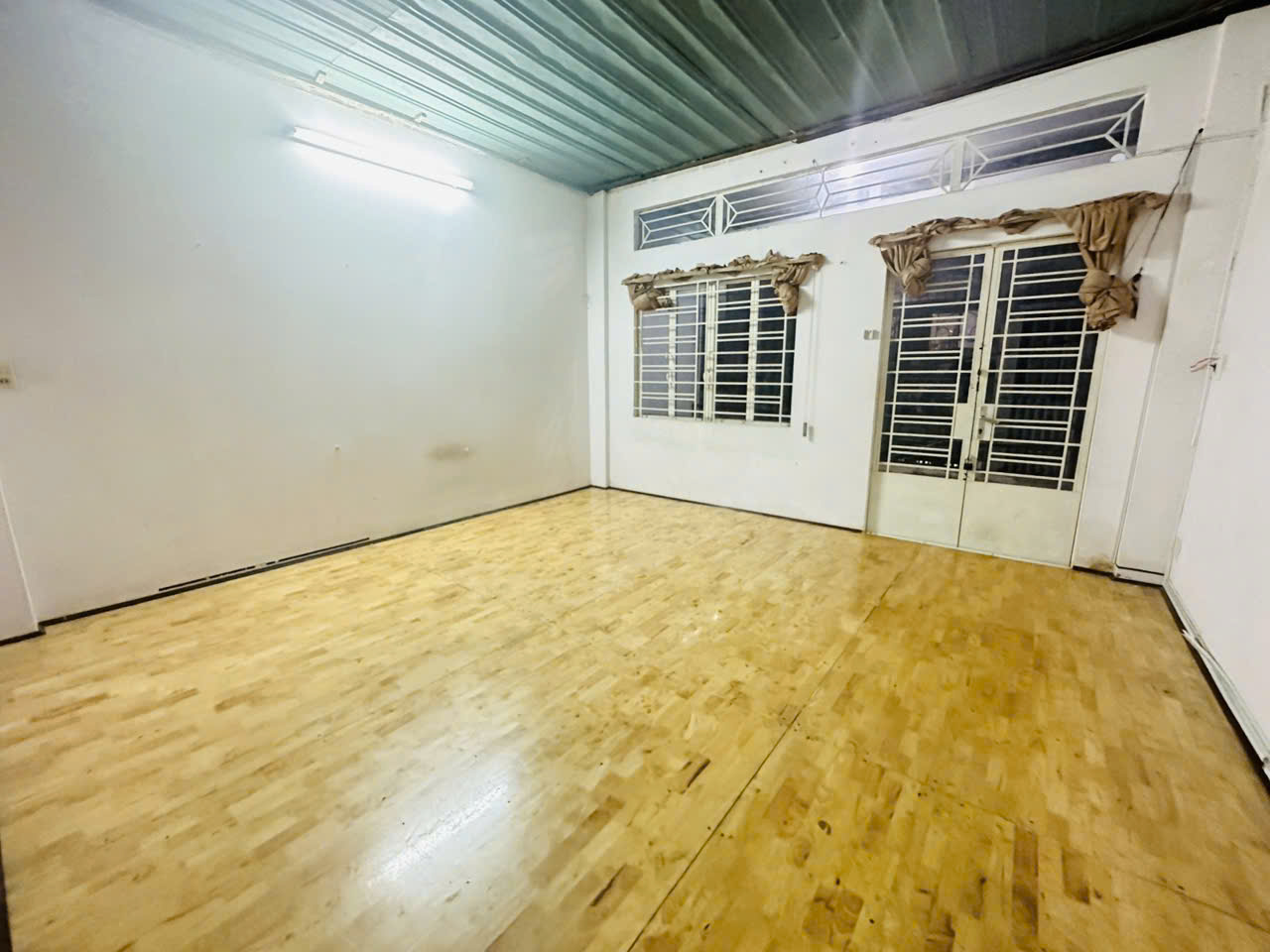 CÔNG TY TNHH LINH ĐAN NHI