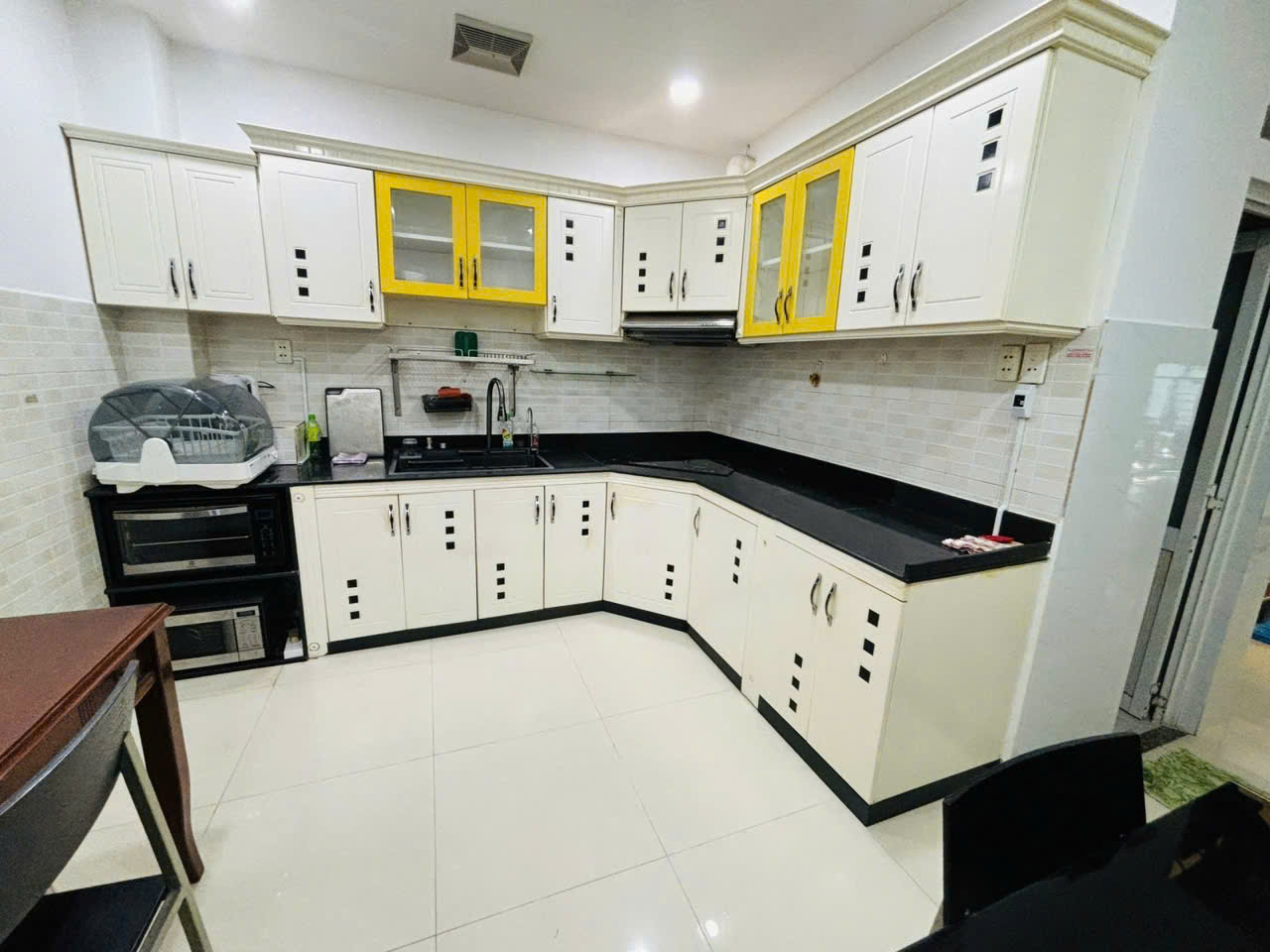 CÔNG TY TNHH LINH ĐAN NHI