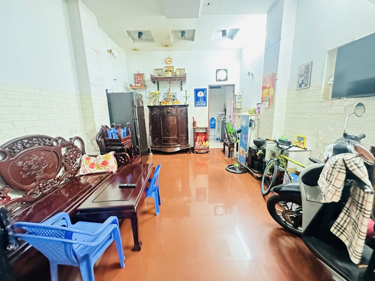 CÔNG TY TNHH LINH ĐAN NHI